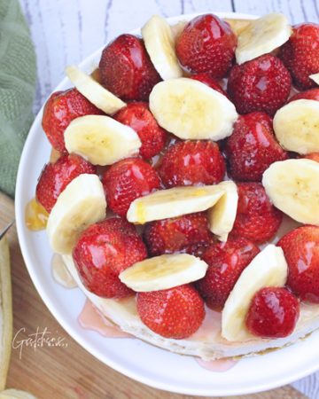 Vegan Strawberry Banana Cheesecake