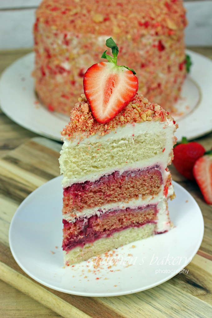 Strawberry Shortcake Crunch Cake Gretchen S Vegan Bakery