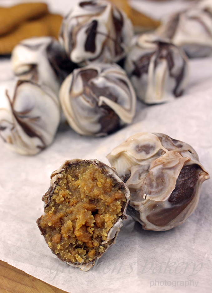 Cookie Butter Crunch Balls